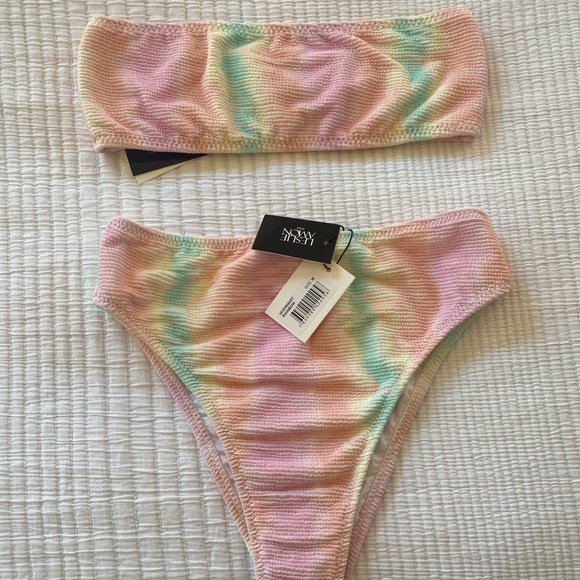 Leslie Amon Carla Bikini Top / High Waisted Bikini Bottoms Rainbow Crinkle - M - Picture 10 of 12